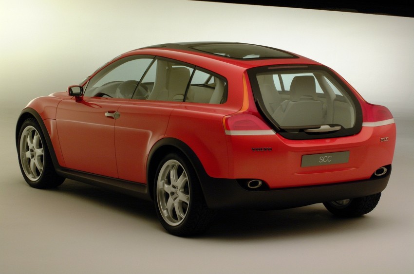 Volvo bids farewell to the C30, to give last car away 178645