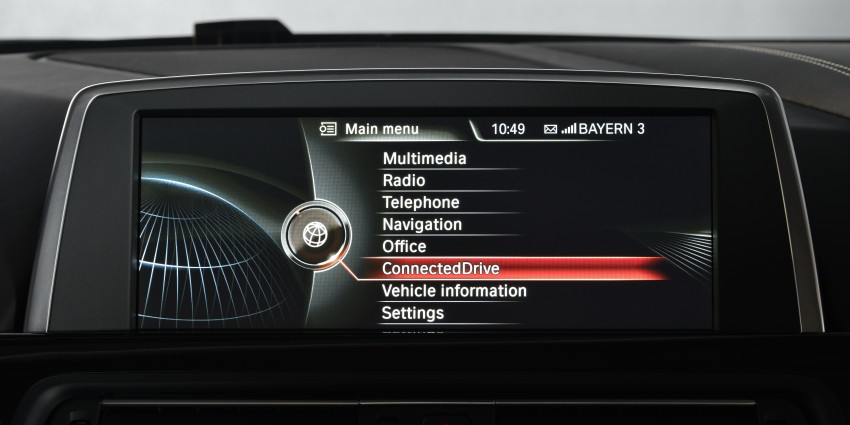 BMW ConnectedDrive now offers in-car store platform 180071