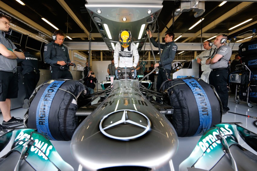 Nico Rosberg wins chaotic 2013 British Grand Prix in Silverstone for Mercedes AMG Petronas F1 Team 184146