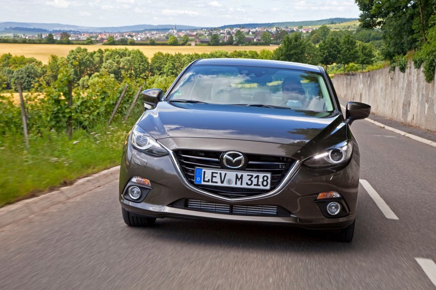 2014 Mazda3 Sedan – more pics find their way online Image #185365