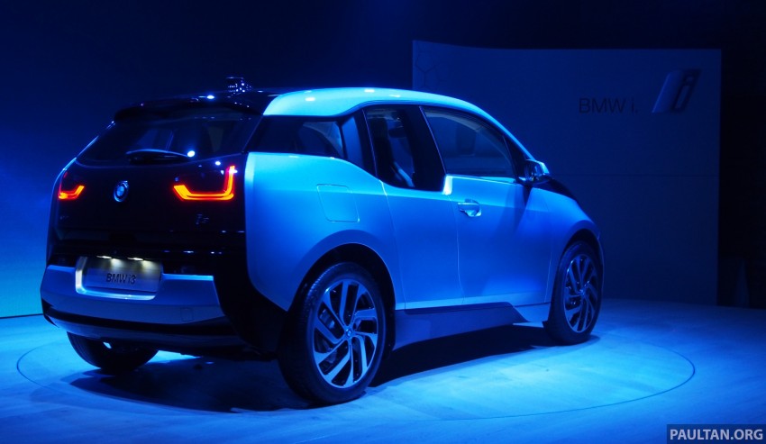 LIVE GALLERY: Production BMW i3 electric car unveiled in Beijing, London and New York 190228