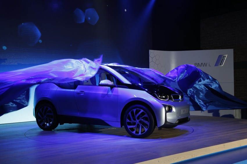 LIVE GALLERY: Production BMW i3 electric car unveiled in Beijing, London and New York 190473