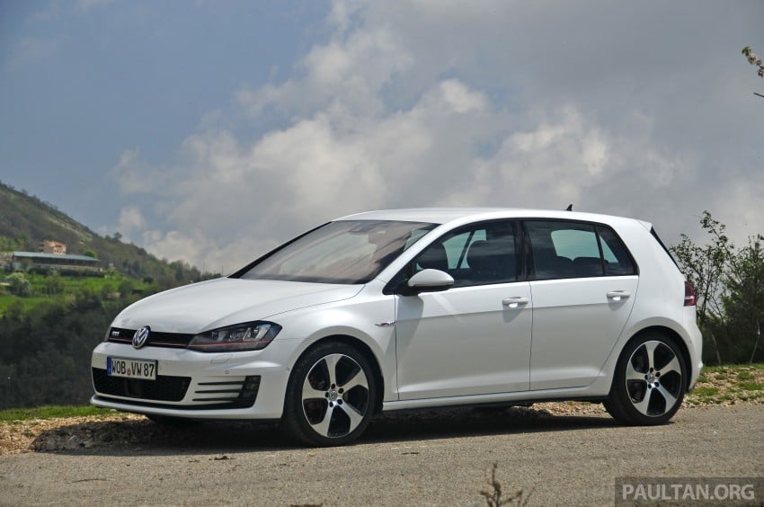 DRIVEN: New 220 PS Volkswagen Golf GTI Mk7 tested 189458