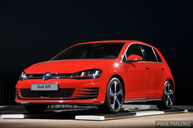 Volkswagen_Golf_GTI_Mk7_Driven_033