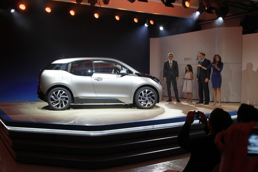 LIVE GALLERY: Production BMW i3 electric car unveiled in Beijing, London and New York Image #190503