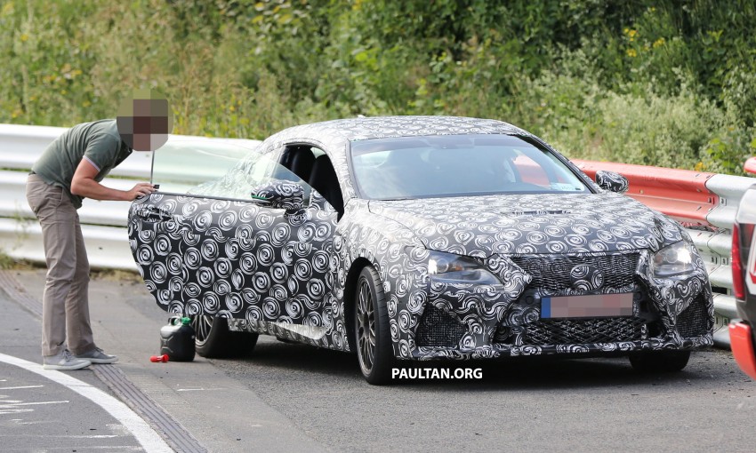SPYSHOTS: Lexus RC F Coupe helps a Genesis out 188736