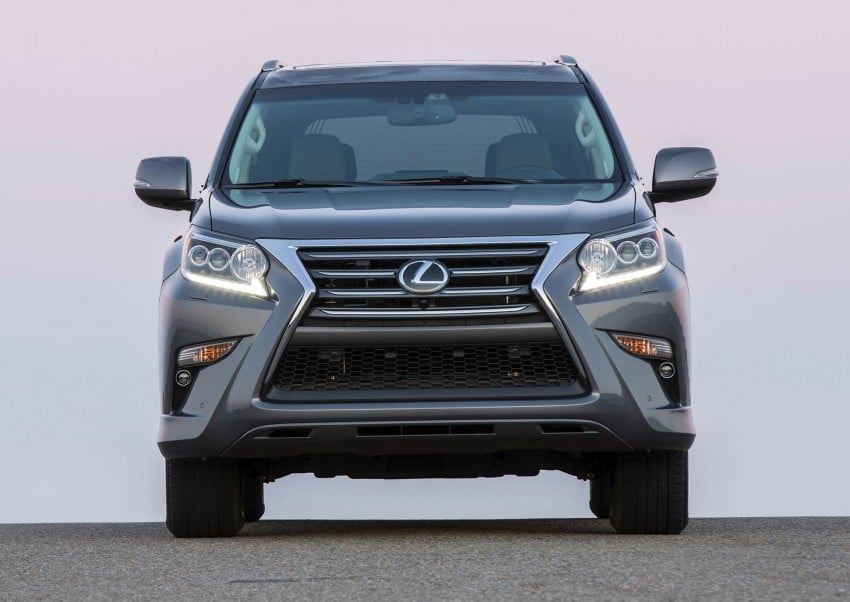 Lexus GX 460 facelift gets the spindle grille treatment 194563