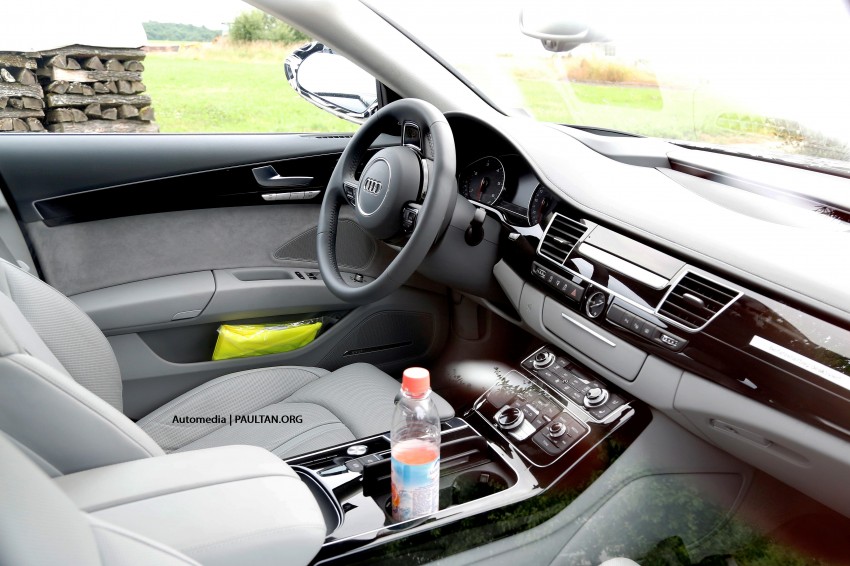 SPYSHOTS: Facelifted Audi A8, inside and out 191209