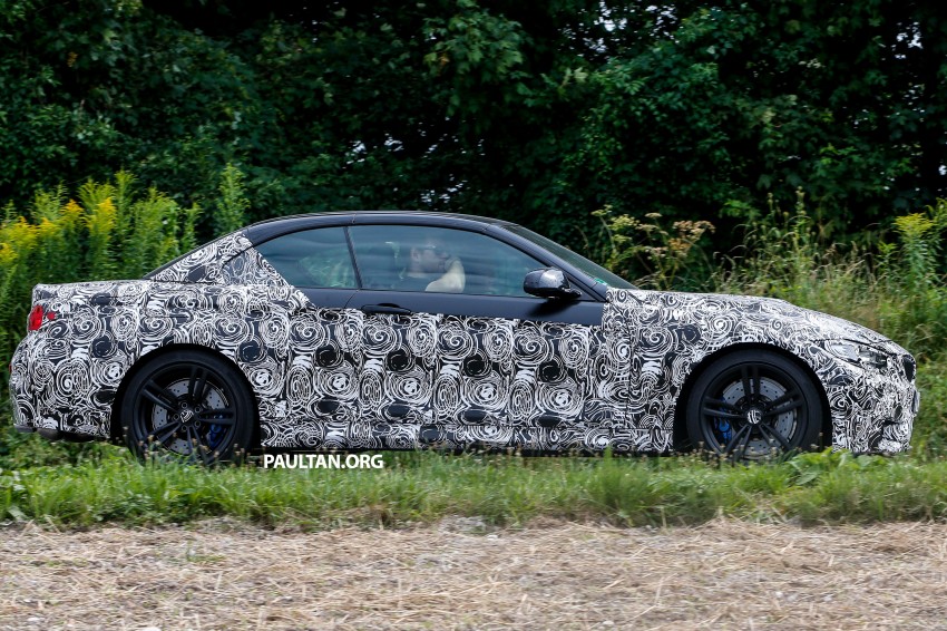 BMW M4 Coupe sheds some disguise, shows off widebody – concept to debut at Frankfurt Motor Show 192575