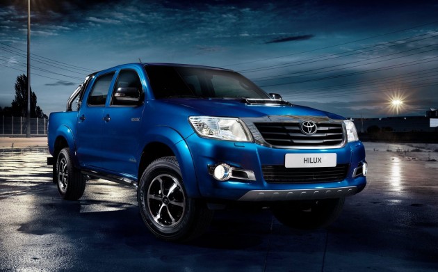 Hilux Invincible-07