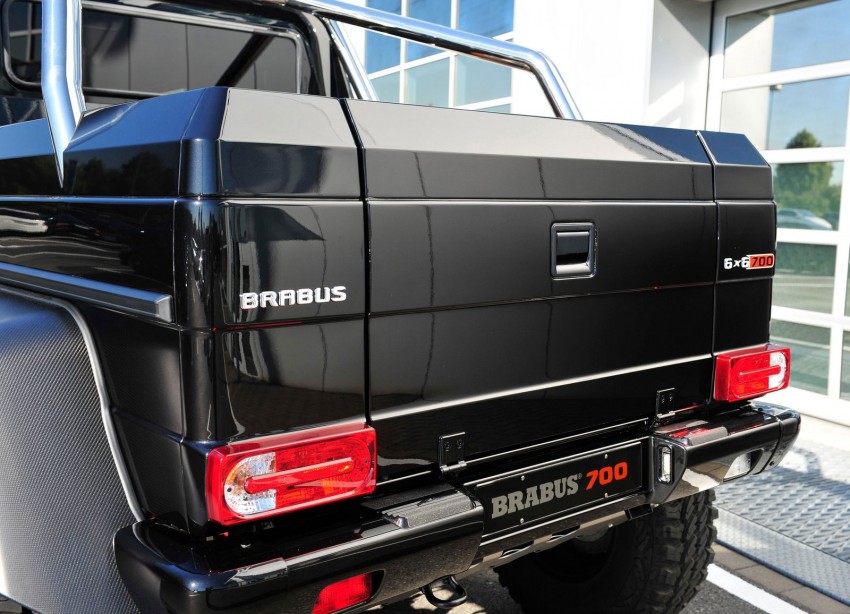 Brabus B63S-700 6×6 – the six-wheeled black beast 198688