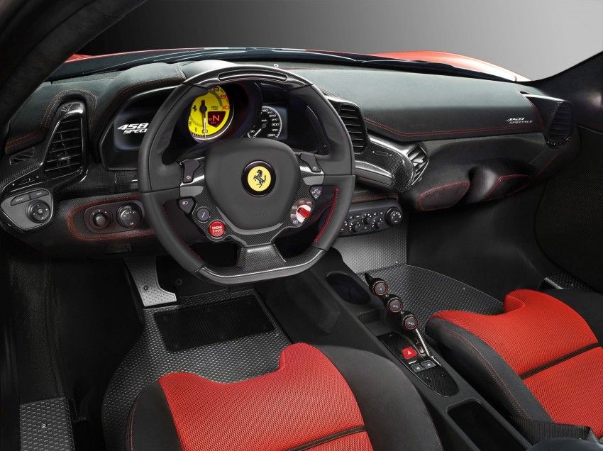 VIDEOS: The Ferrari 458 Speciale is all kinds of special 198910