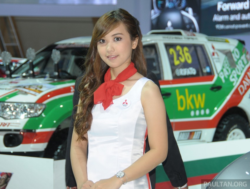 GALLERY: Koleksi foto cewek cantik dari IIMS 2013 201250