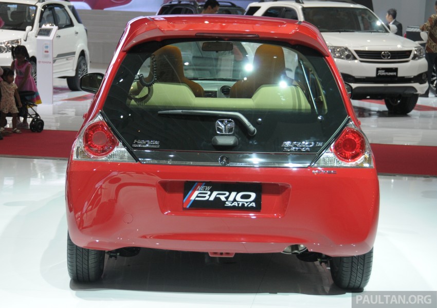 GALLERY: Honda Brio Satya: entry-level hatch at IIMS Image #200182