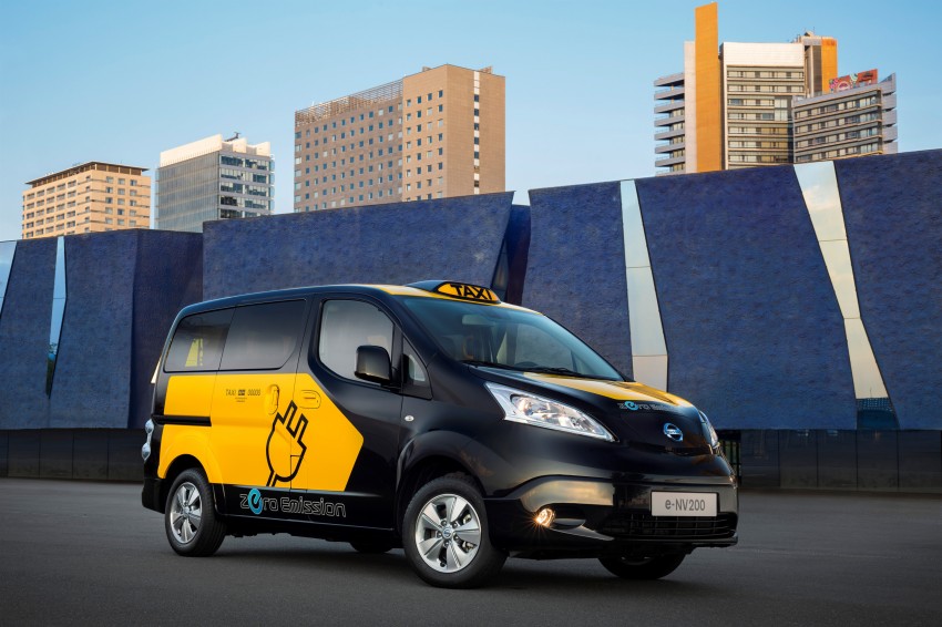 Barcelona to use Nissan e-NV200 electric taxi cabs 198207