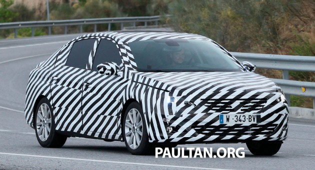 Peugeot-308-Sedan-001