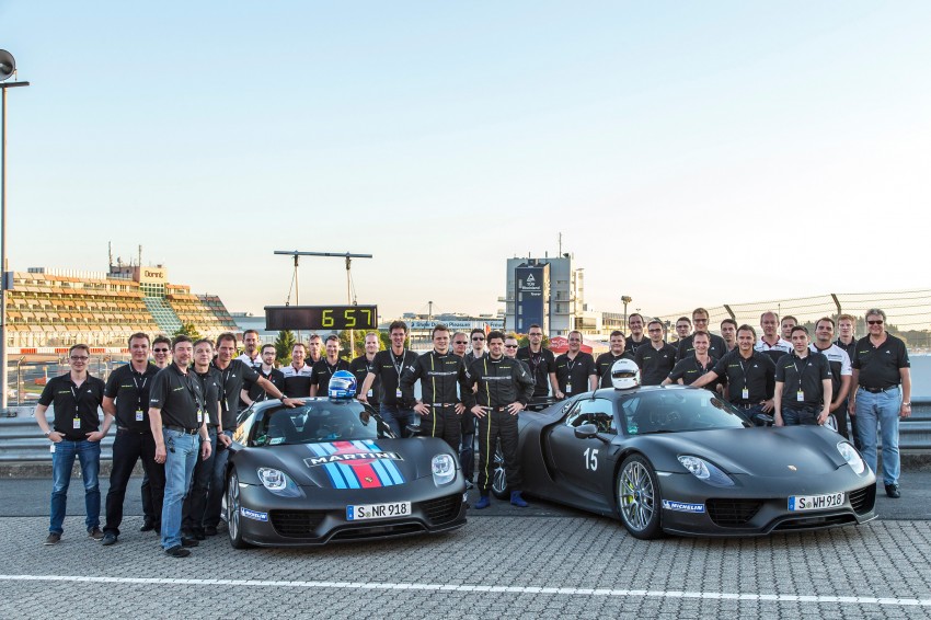 VIDEOS: Porsche 918 Spyder breaks the ‘Ring record 198705