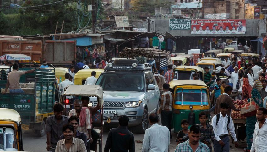 Range Rover Hybrid prototypes reach India after 15,500 km drive from UK – final destination Mumbai Image #204533