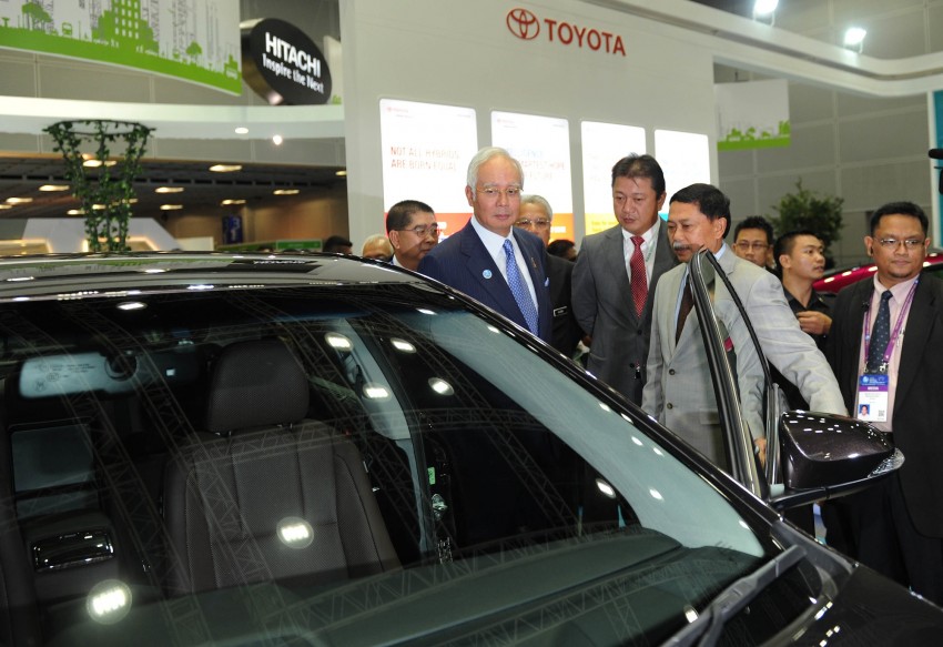 UMW Toyota confirms local Camry Hybrid CKD plans 205060