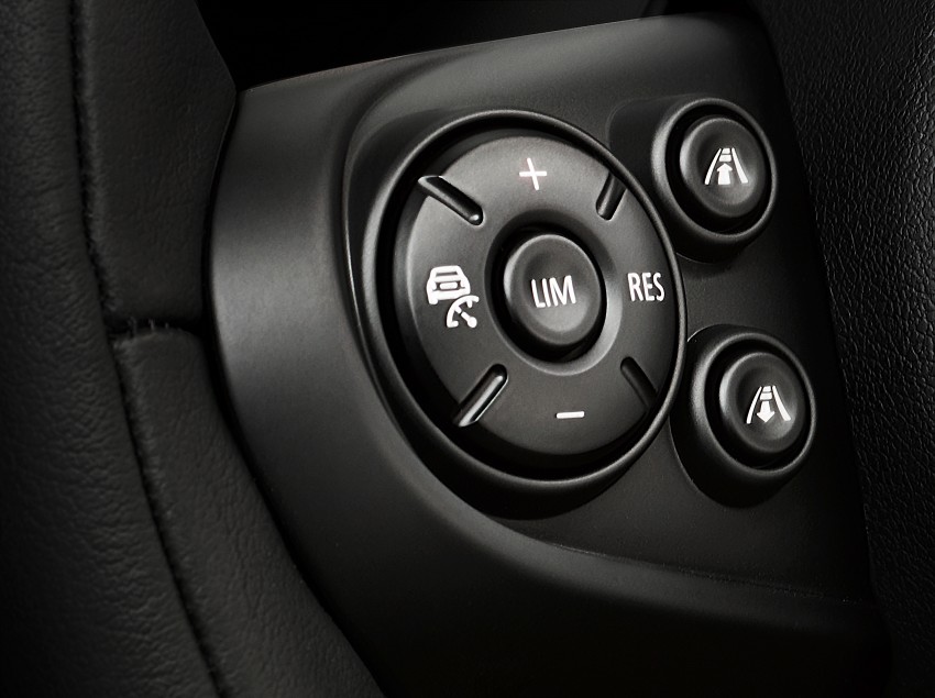 F56 MINI to feature new driver assist systems 204152