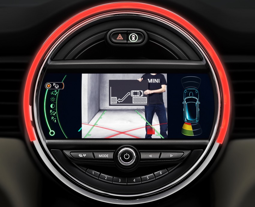 F56 MINI to feature new driver assist systems 204154