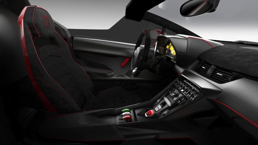 Lamborghini Veneno Roadster – 3.3 million euro each 205572