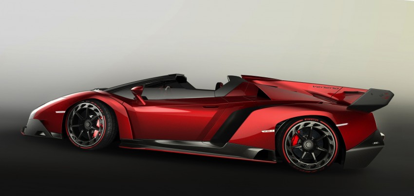 Lamborghini Veneno Roadster – 3.3 million euro each 205573