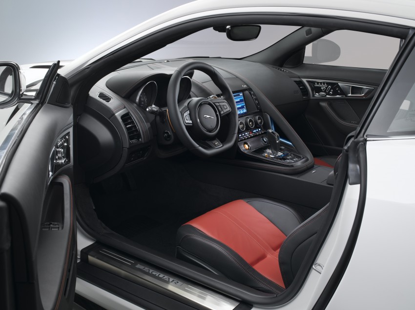 Tokyo 2013: Jaguar F-Type Coupe debuts, gets 550 PS 212684