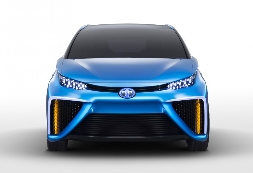 Tokyo 2013: Toyota FCV Concept – arrives in 2015 212396