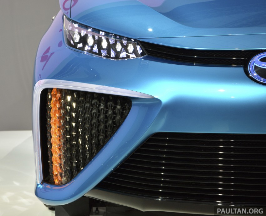 Tokyo 2013: Toyota FCV Concept – arrives in 2015 212128