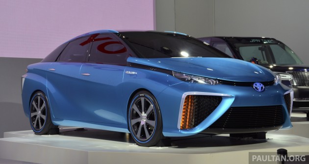 Toyota FCV Concept Tokyo 11a