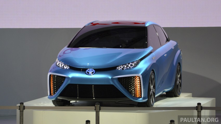 Tokyo 2013: Toyota FCV Concept – arrives in 2015 212140