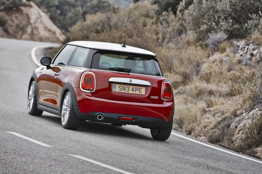 Third-gen F56 MINI hatch unveiled: all turbo line-up 211276