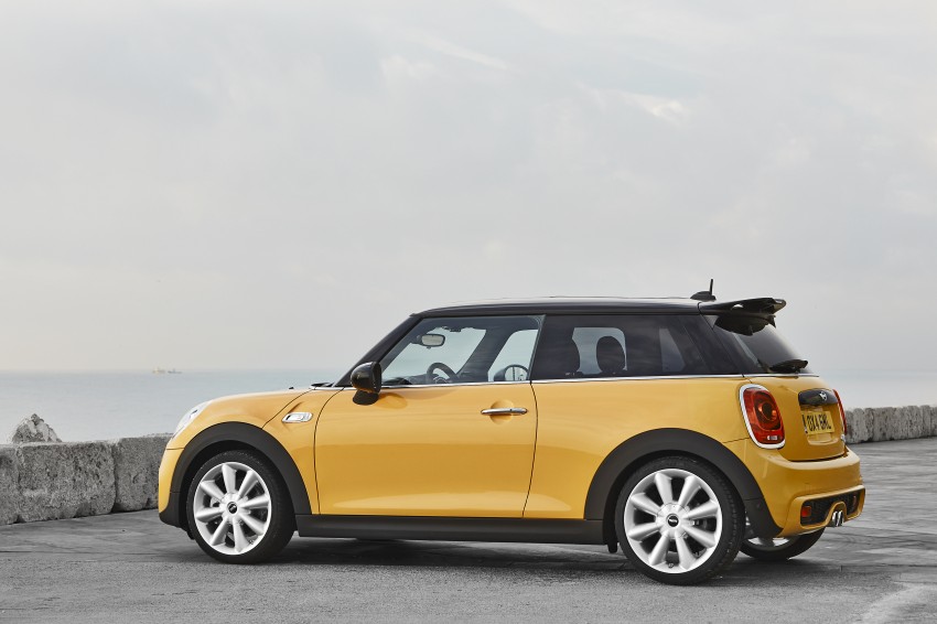 Third-gen F56 MINI hatch unveiled: all turbo line-up 211347