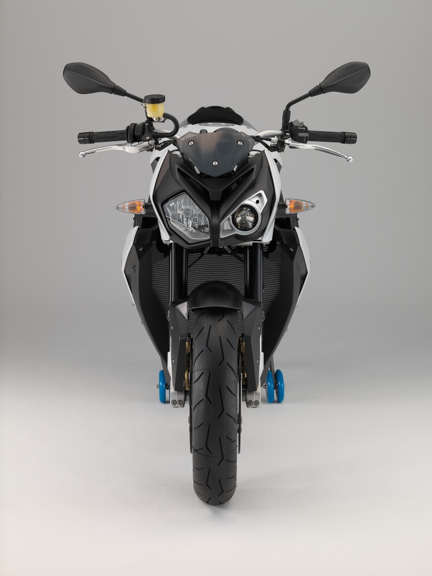 BMW S1000R – new naked bike based on the S1000RR 208585