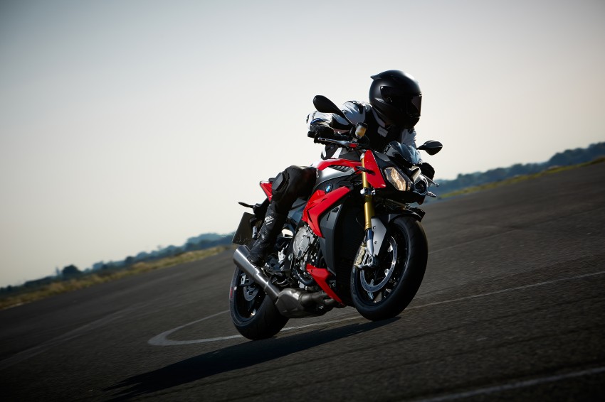 BMW S1000R – new naked bike based on the S1000RR 208615
