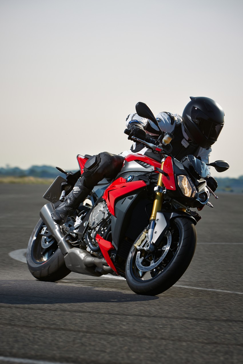 BMW S1000R – new naked bike based on the S1000RR 208617
