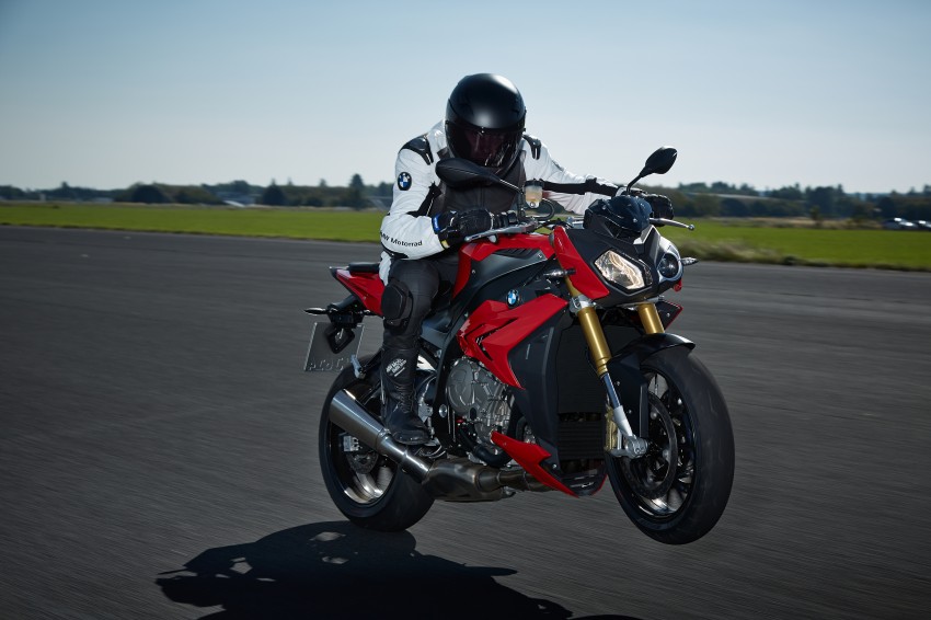 BMW S1000R – new naked bike based on the S1000RR 208622
