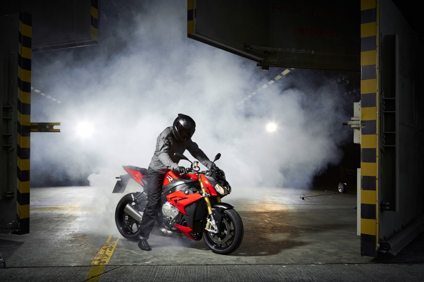 BMW S1000R – new naked bike based on the S1000RR 208626