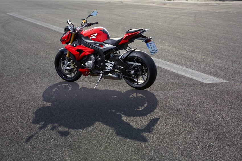 BMW S1000R – new naked bike based on the S1000RR 208639