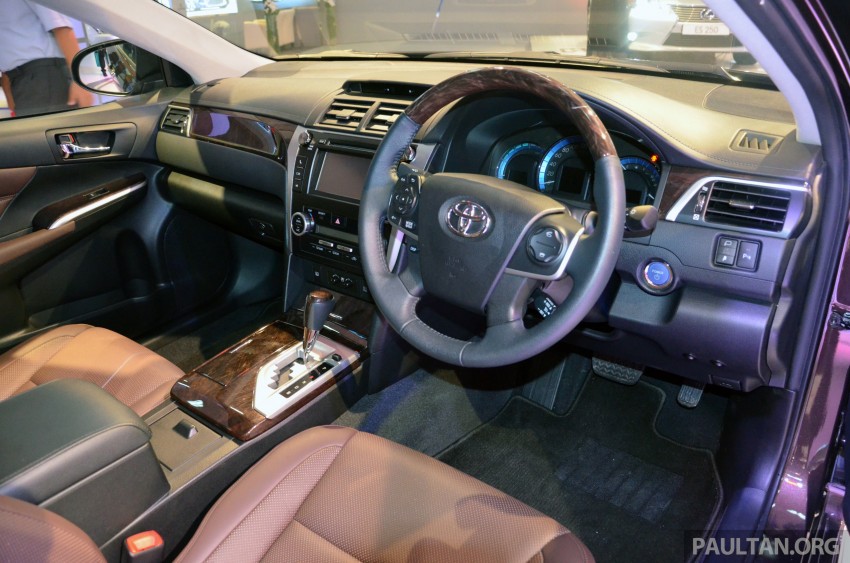 Toyota Camry Hybrid previewed at KLIMS13 209629