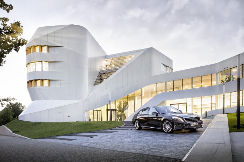 Mercedes-Benz S 65 AMG – 630 horsepower V12 power for when a V8 AMG isn’t enough 208484