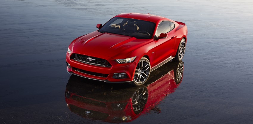 MEGA GALLERY: Ford Mustang coupe and convertible 216269