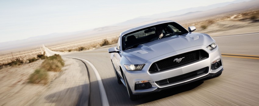 MEGA GALLERY: Ford Mustang coupe and convertible 216301