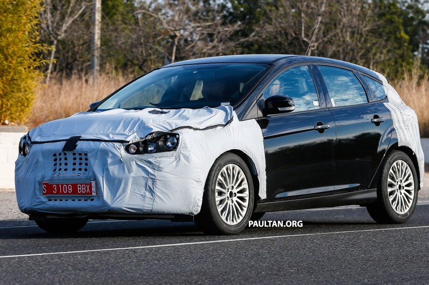Ford Focus facelift sighted again – first look at interior 218205