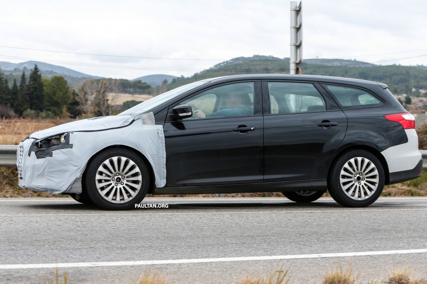 Ford Focus facelift sighted again – first look at interior 218200