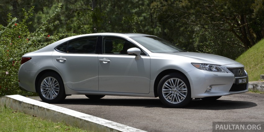 DRIVEN: 2013 Lexus ES 250 and 300h sampled 219425