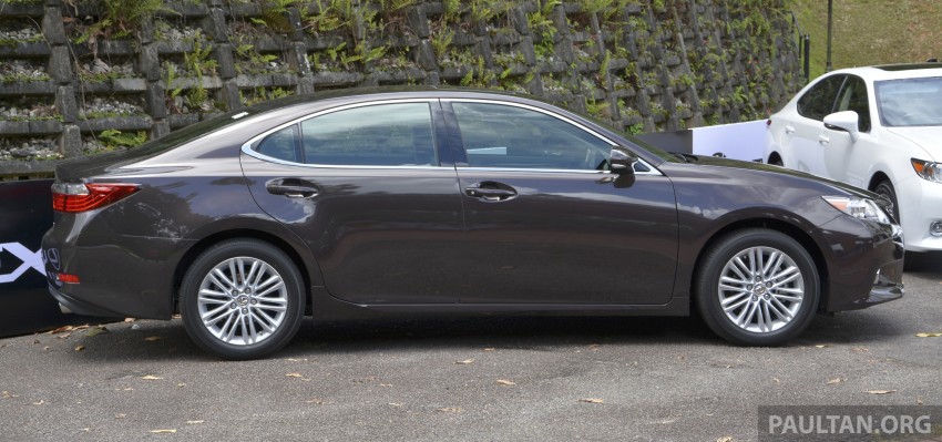 DRIVEN: 2013 Lexus ES 250 and 300h sampled 219459