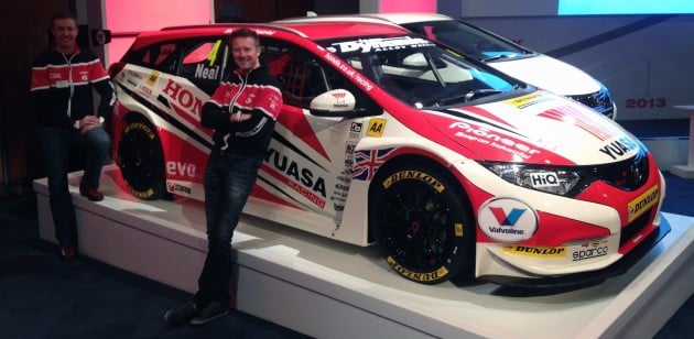 honda-civic-tourer-2014-btcc-9