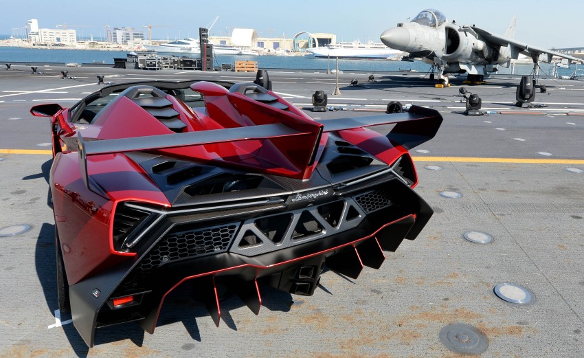 Lamborghini Veneno Roadster, on an aircraft carrier 215180